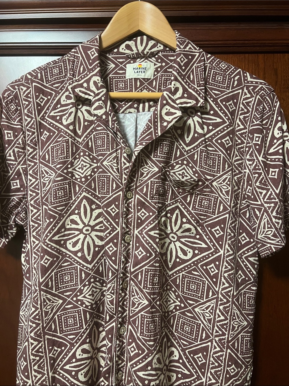 Like New Marine Layer Earth & Cream Linen blend Tropical Resort Tribal Shirt!